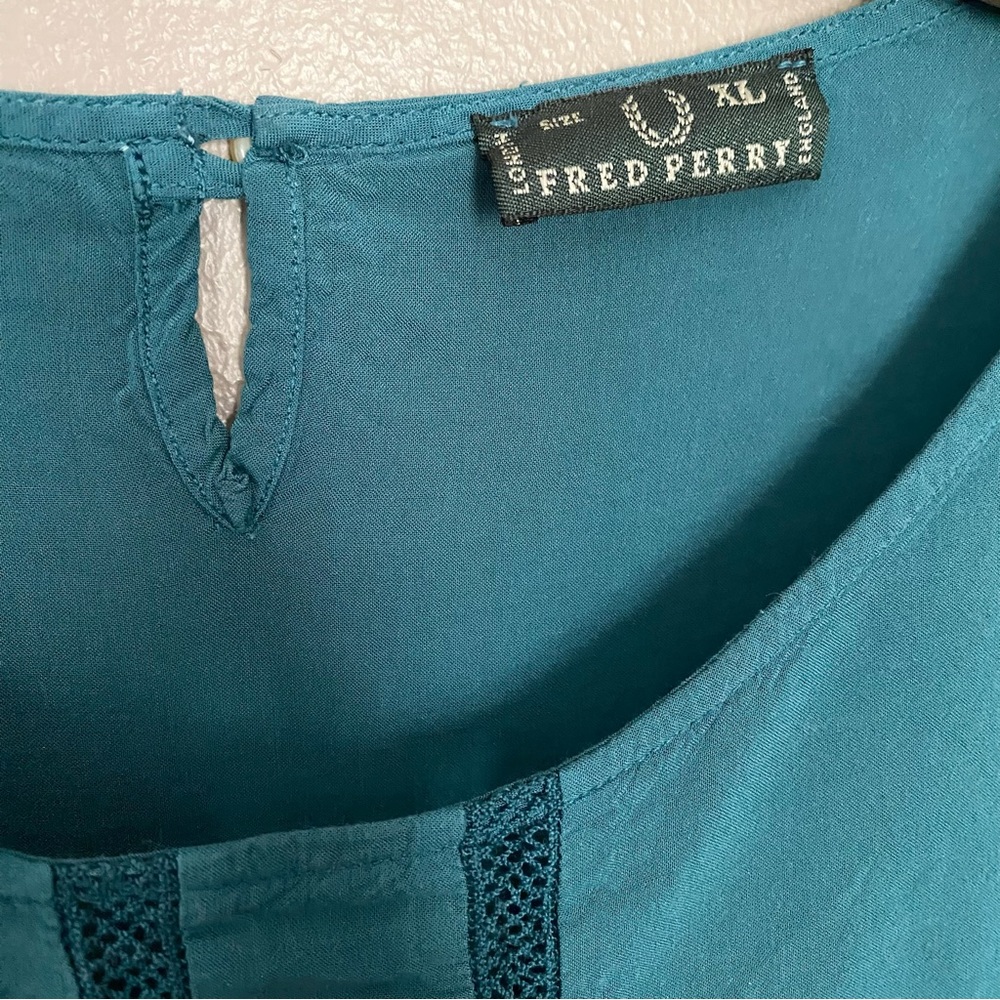 Fred Perry Blouse - Picture 2 of 6